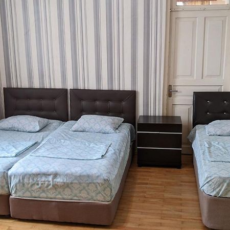 Medea'S Guest House Batumi Exterior photo